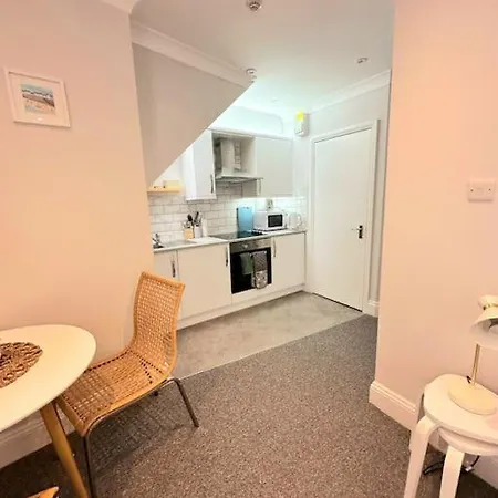 Bournemouth Beach Apartment Exterior photo