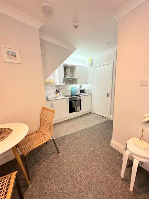 Apartment Bournemouth Beach Apartment